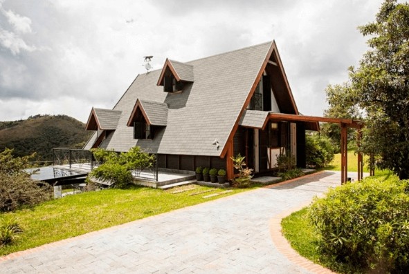 Casa de montanha em Steel Frame